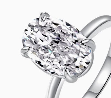 Oval Ring Female Four-claw Cold High Luxury