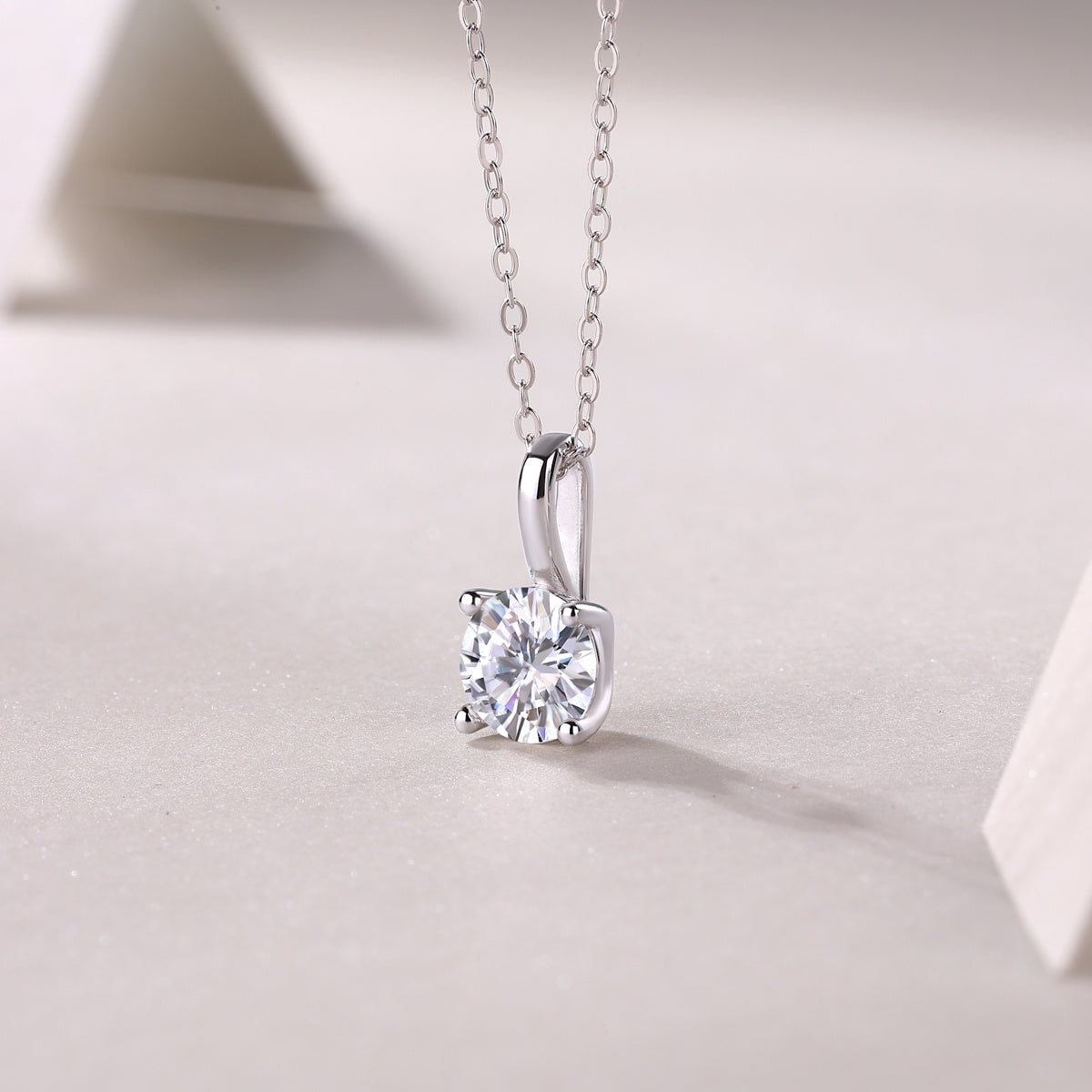Encounter - A Fashionable And Luxurious Diamond Jewelry Pendant Set With 1-carat Moissan Diamond S925 Sterling Silver